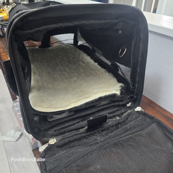 Sherpa Ultimate Bag On Wheels Black, Medium - Picture 5 of 7